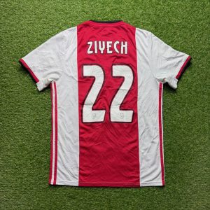 2019/2020 Thuis #22 ZIYECH