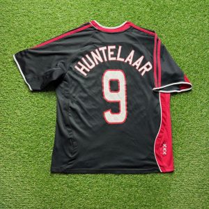 2006/2007 Uit #9 HUNTELAAR